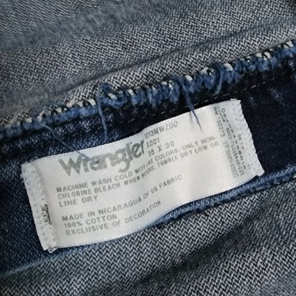 Wrangler Jeans Mens Size 36x30 Cowboy Cut Original Fit Blue Denim With Pockets - Picture 3 of 5